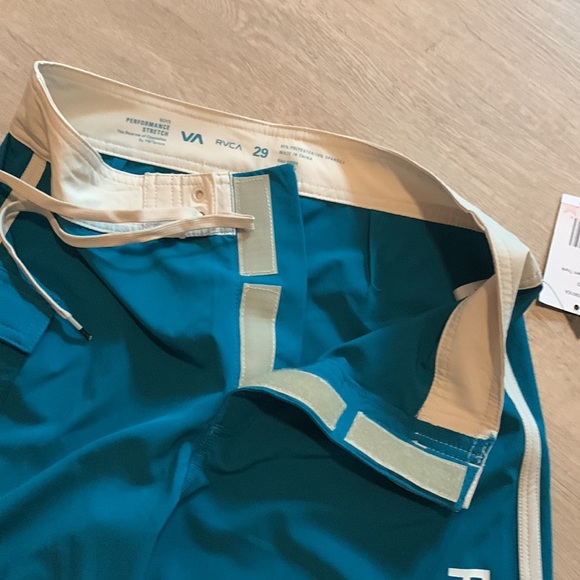 NWT RVCA size 29 - Picture 3 of 4